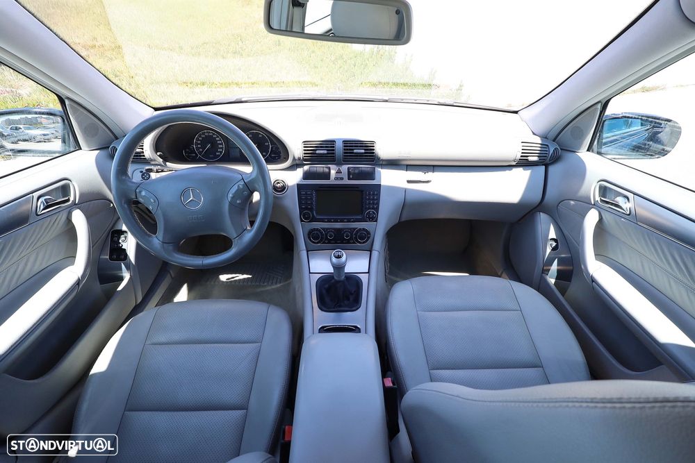 Mercedes-Benz C 220 CDi Avantgarde - 10