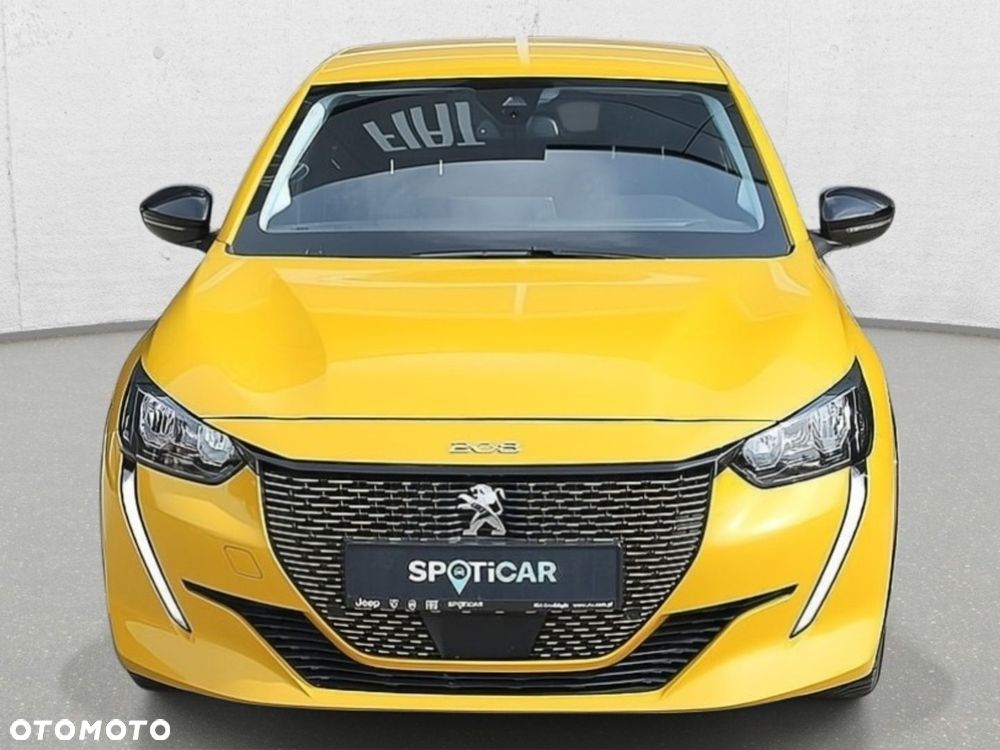 Peugeot 208 - 4