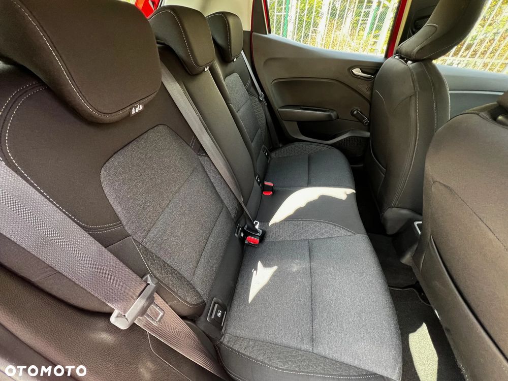 Renault Clio TCe 100 EXPERIENCE - 29