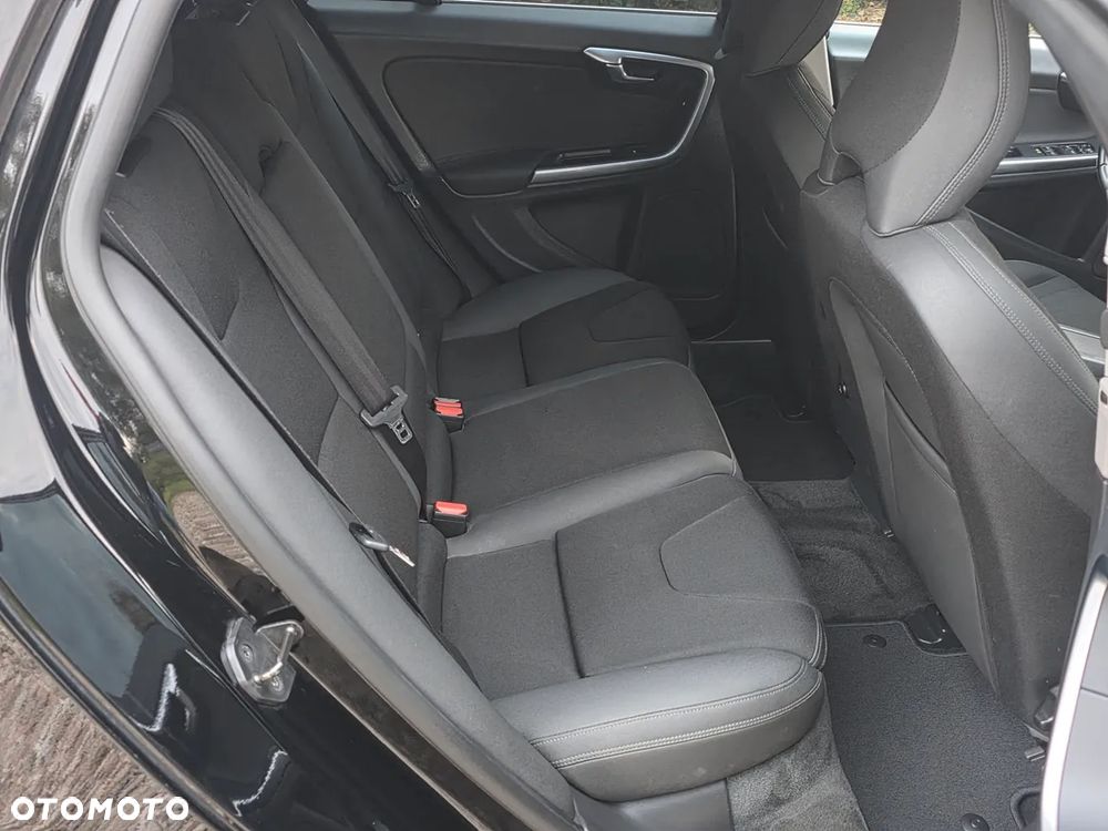 Volvo V60 - 29