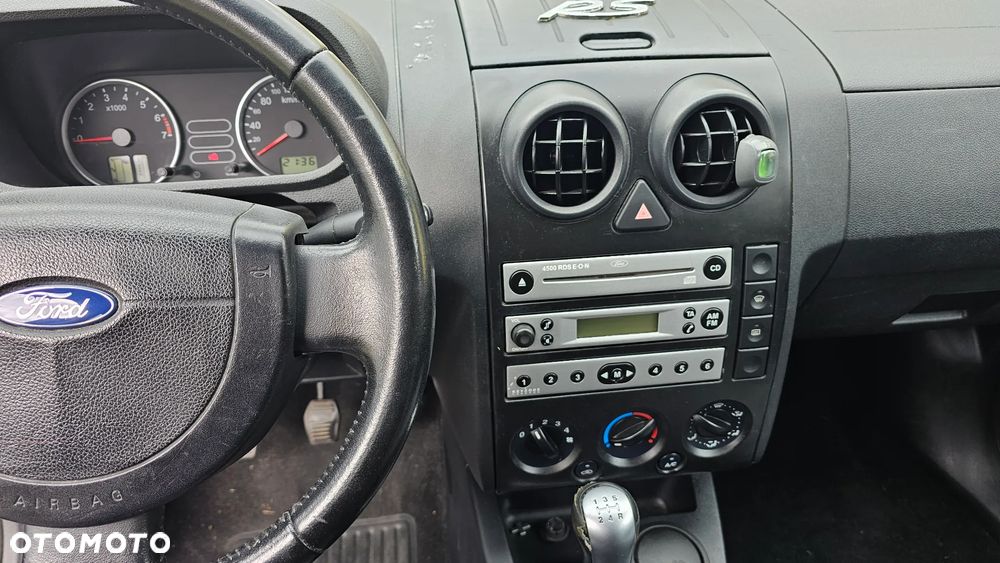 Ford Fusion 1.4 + - 9