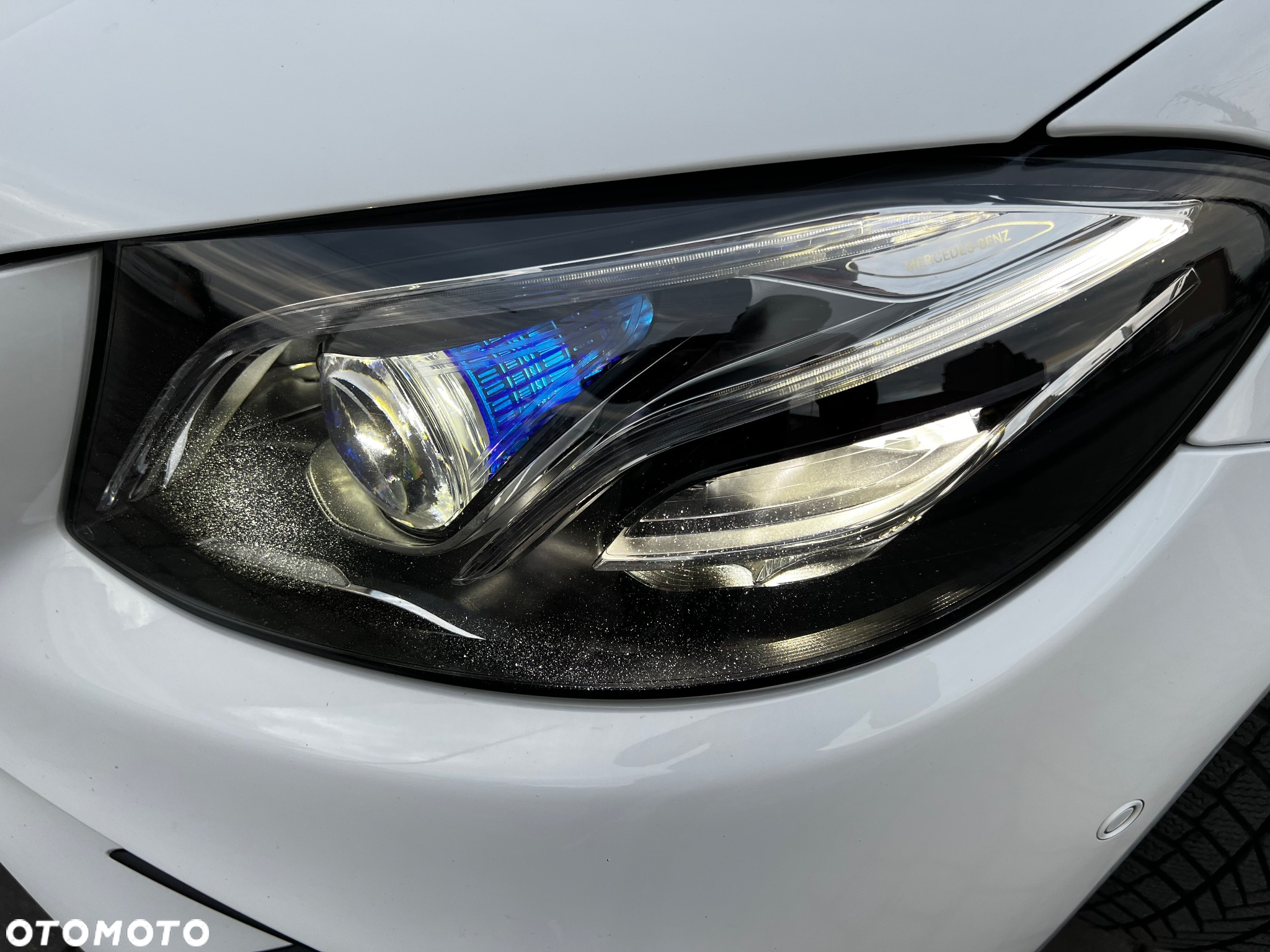 Mercedes-Benz Klasa E 220 d 4-Matic 9G-TRONIC - 3