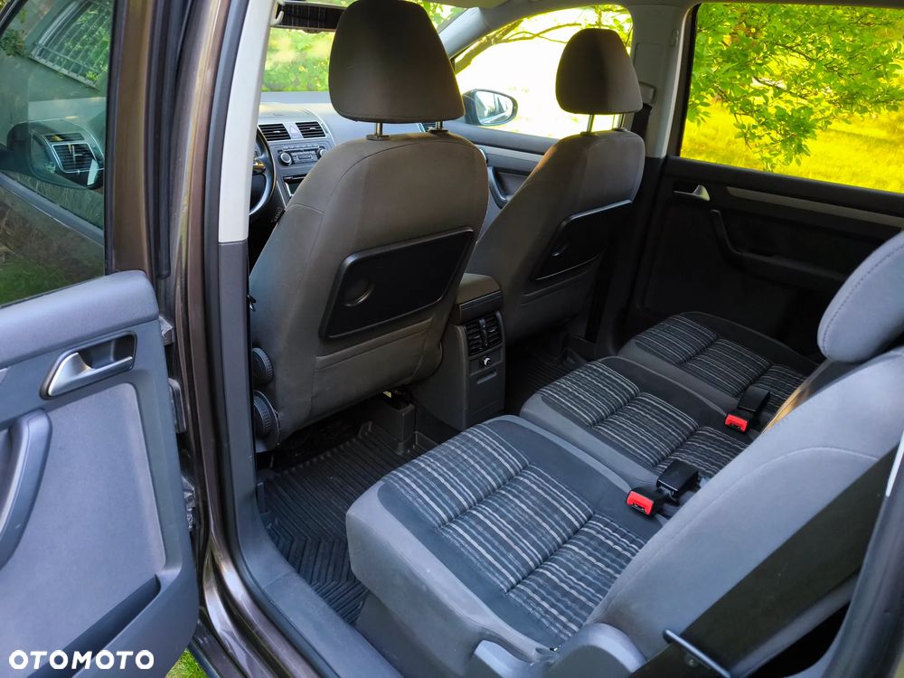 Volkswagen Touran 1.4 TSI Cross - 5
