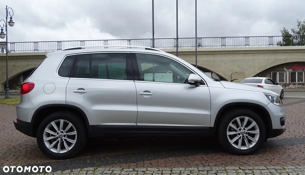 Volkswagen Tiguan 2.0 TDI SCR BlueMotion Technology Sport & Style - 23