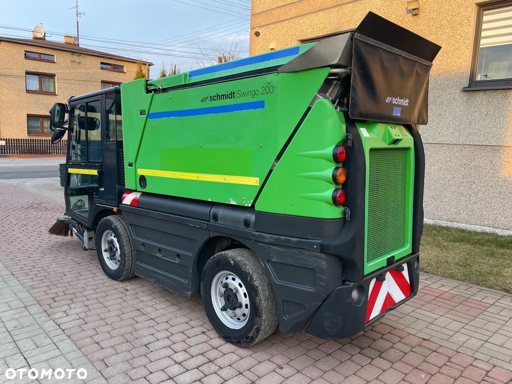 Schmidt Swingo Compact CS 256   200 + Zamiatarka drogowa  zamiatarka chodnikowa uliczna  Swingo 200 +    Super stan 2019 rok - 14