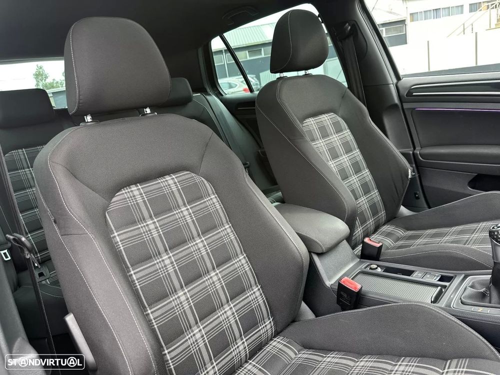 VW Golf 2.0 TDI GTD - 50