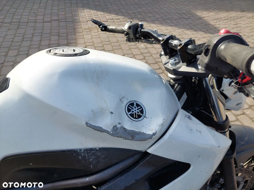 Yamaha XJ - 11