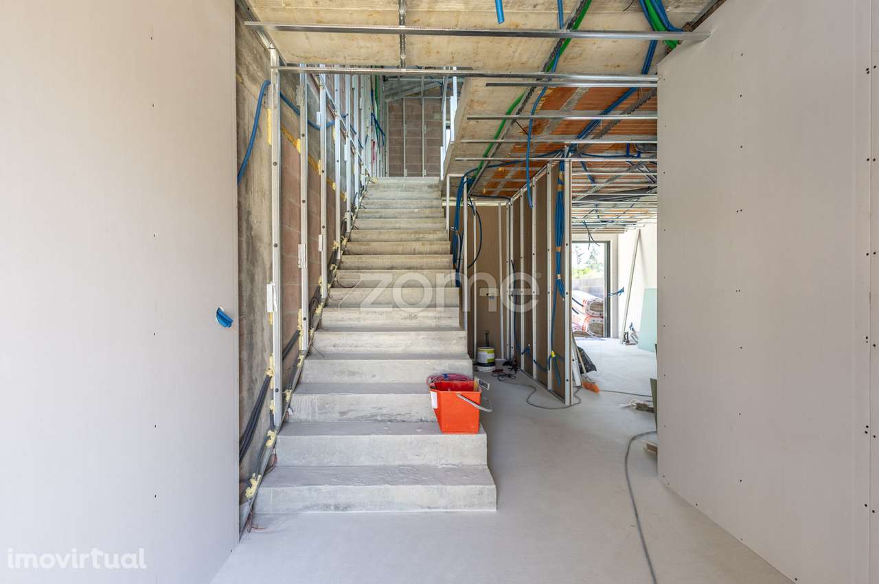 Moradia T3 Nova com terraço e jardim, na Cidade da Maia - Grande imagem: 3/34