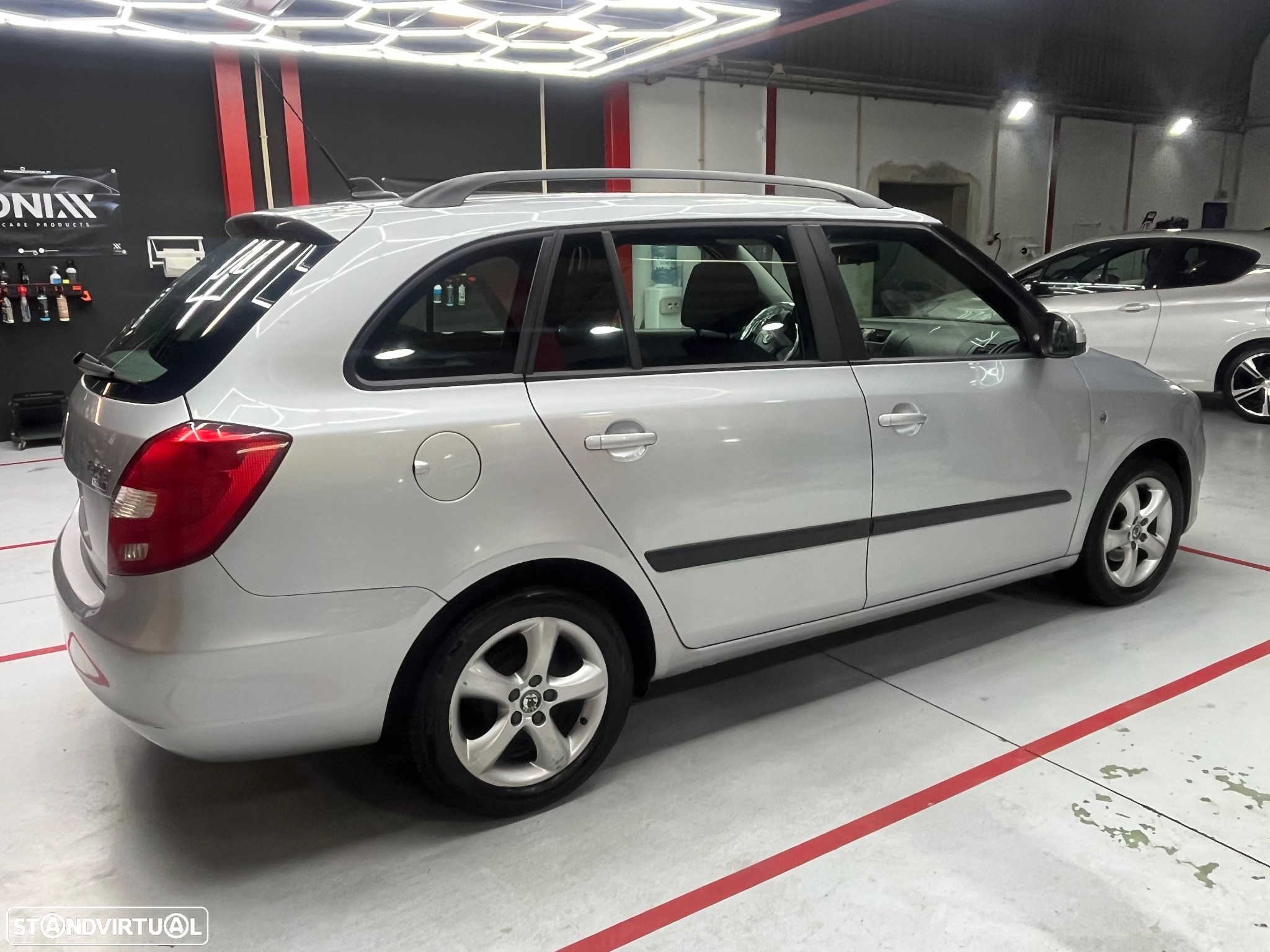 Skoda Fabia Break 1.2 TDi Active Plus - 8