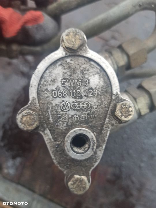 Podstawa filtra oleju VW Crafter BJK 028115417E - 4