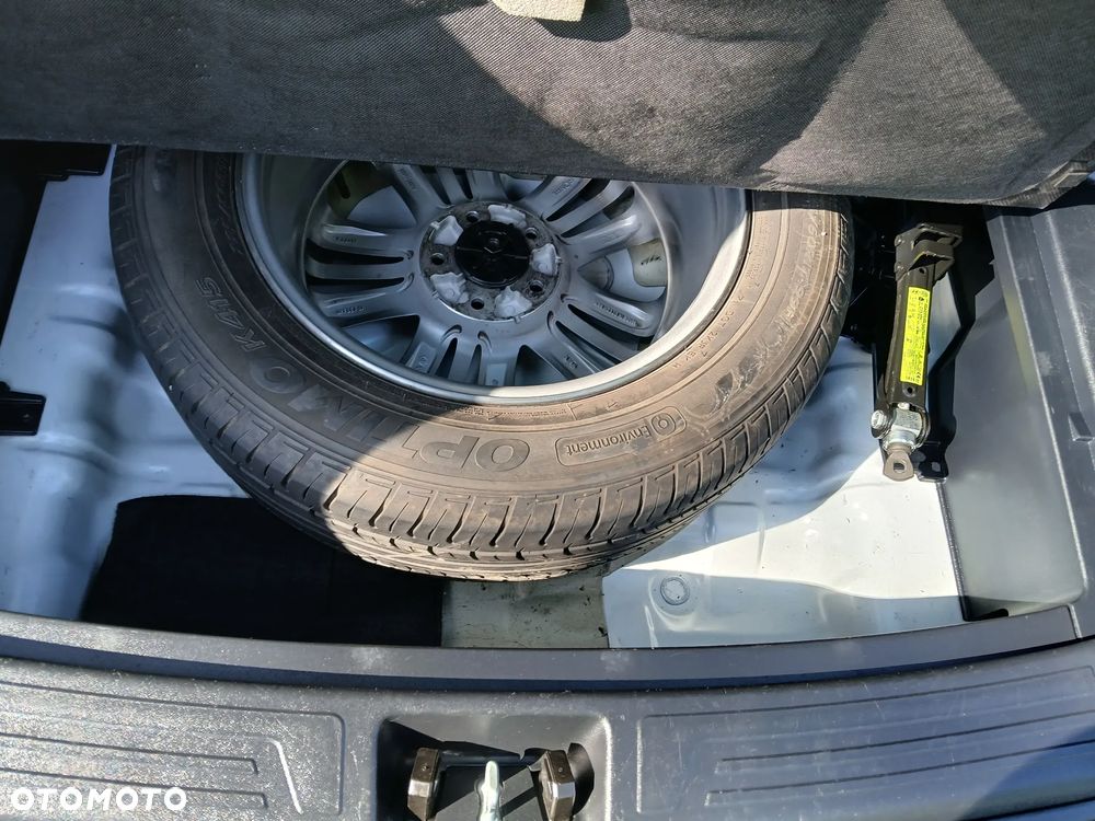 Hyundai ix35 1.7 CRDi 2WD blue Finale Gold - 18