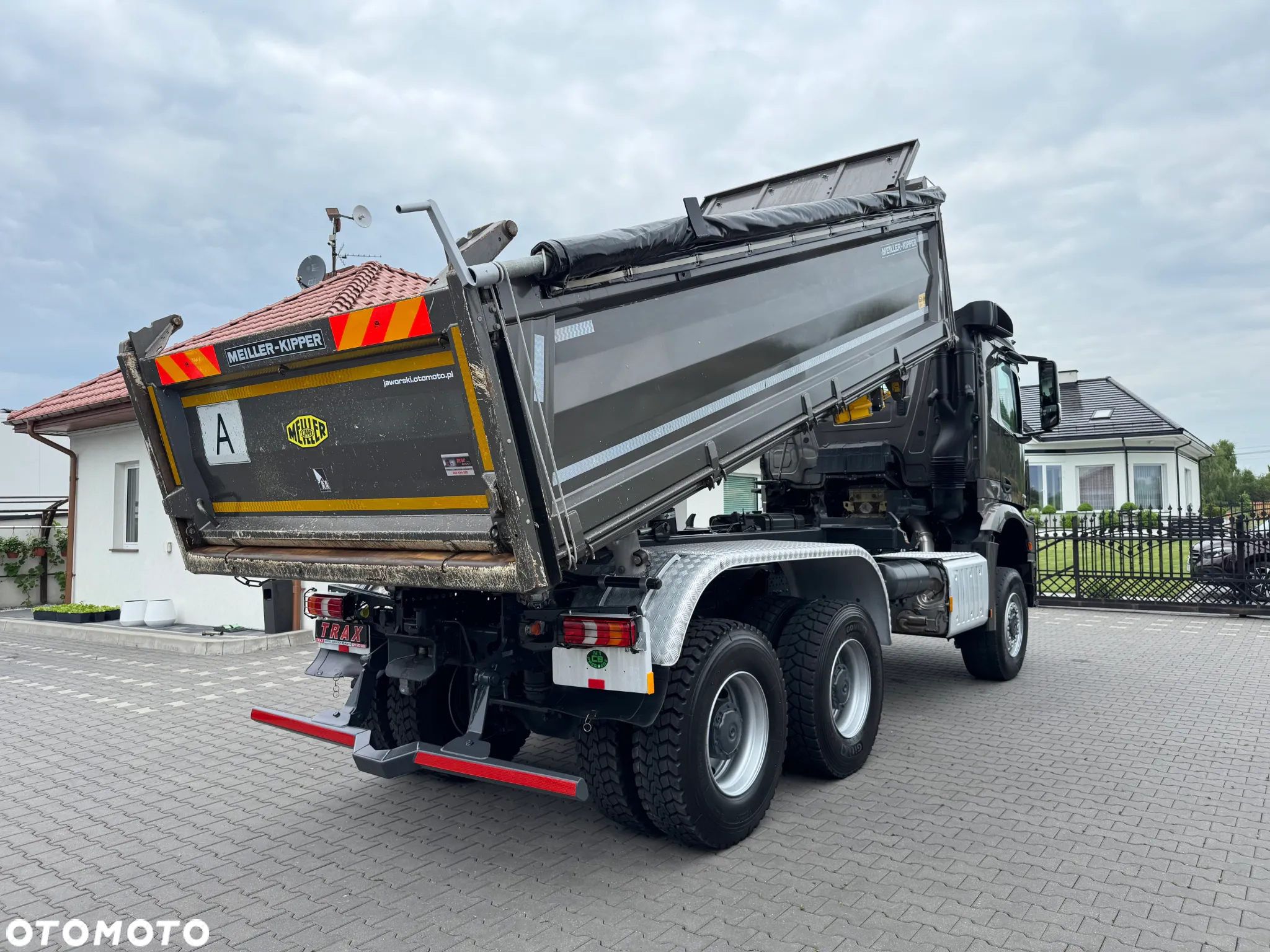 Mercedes-Benz AROCS 3345 6X6 WYWROTKA 3-str. MILLER, BORDMATIC, ZWOLNICE, IDEALNY STAN, z Niemiec - 9