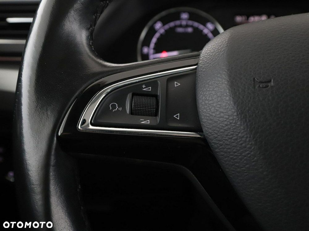 Skoda Superb 2.0 TDI DSG Style - 32