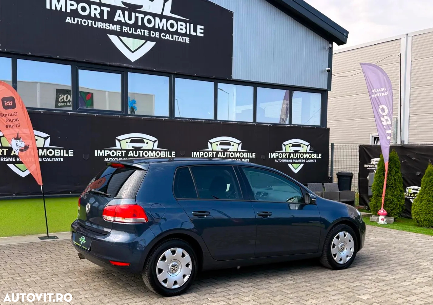 Volkswagen Golf - 14