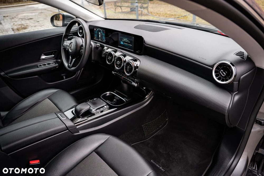 Mercedes-Benz CLA 180 d 7G-DCT Edition 2020 - 29