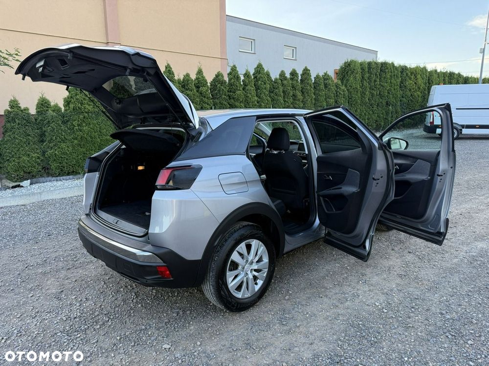 Peugeot 3008 - 18