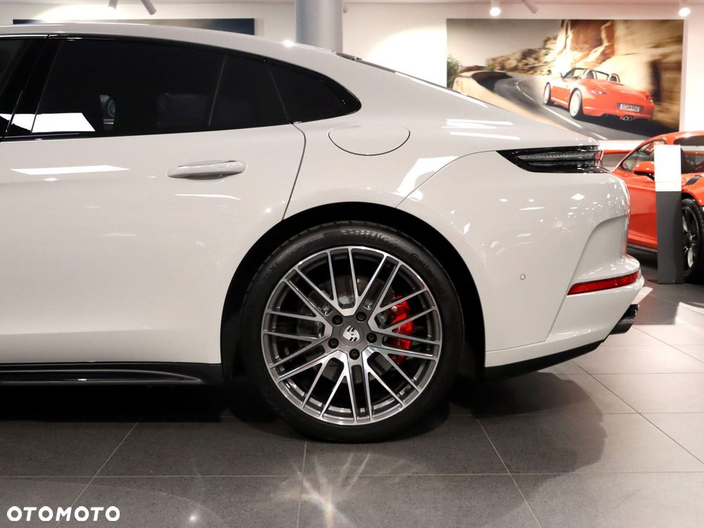 Porsche Panamera 4S E-Hybrid PHEV - 12