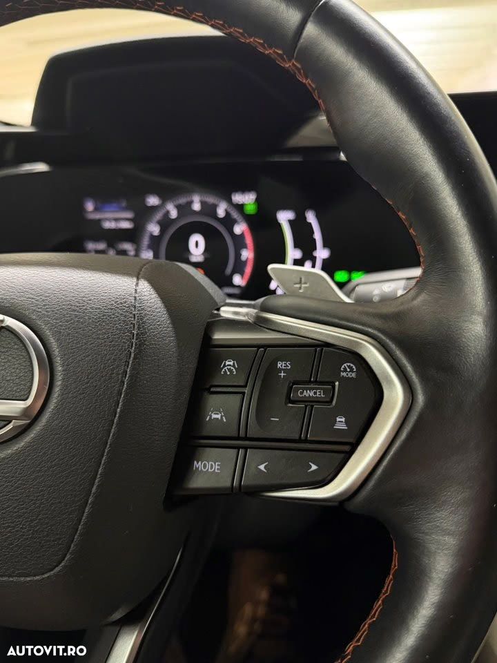 Lexus Seria NX 450h+ E-FOUR Business - 13