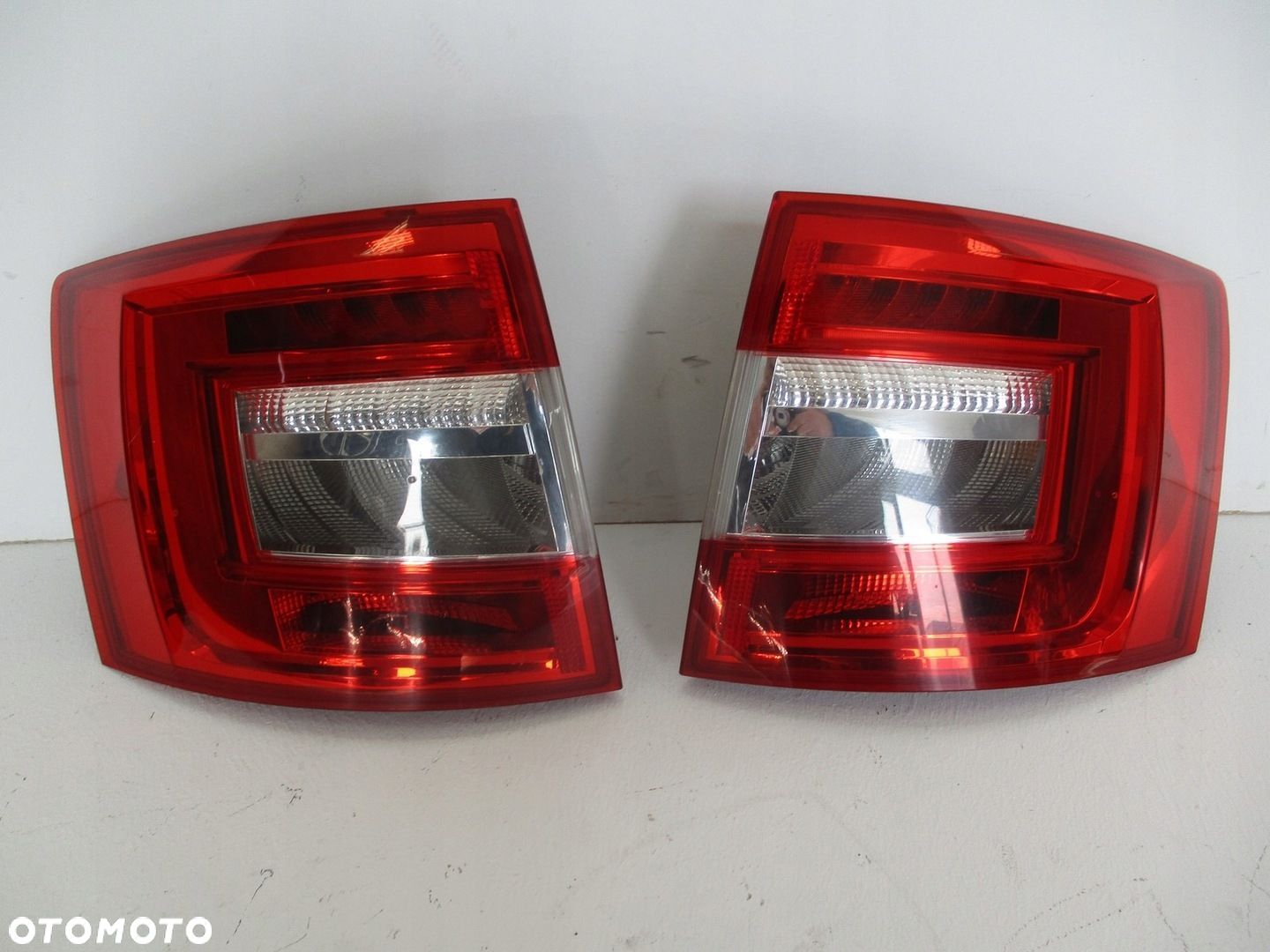 Lampa SKODA OCTAVIA 5E9 LIFT LED TYŁ TYLNA LEWA - 1