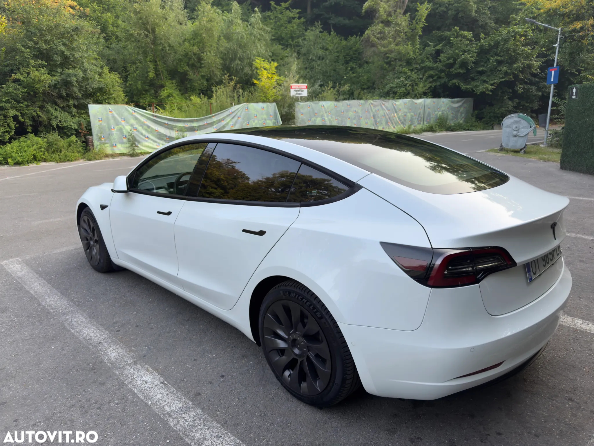 Tesla Model 3 Long Range - 6