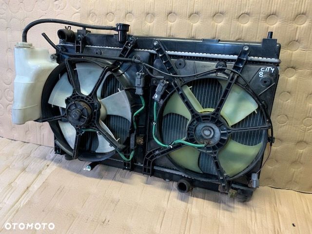 honda city iv 2008r chłodnica wody wentylatory - 4