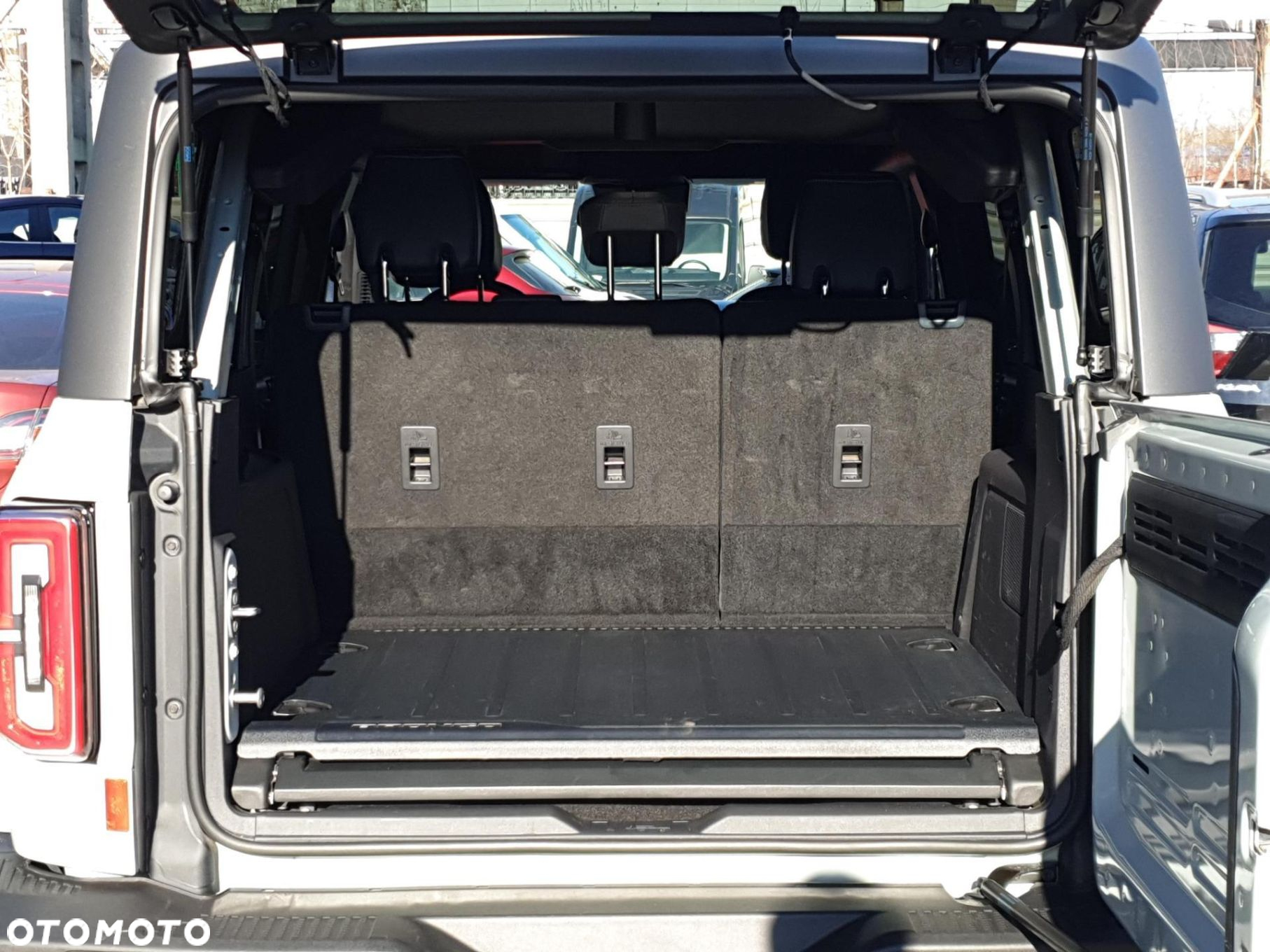Ford Bronco 2.7 EcoBoost 4WD Outer Banks - 25