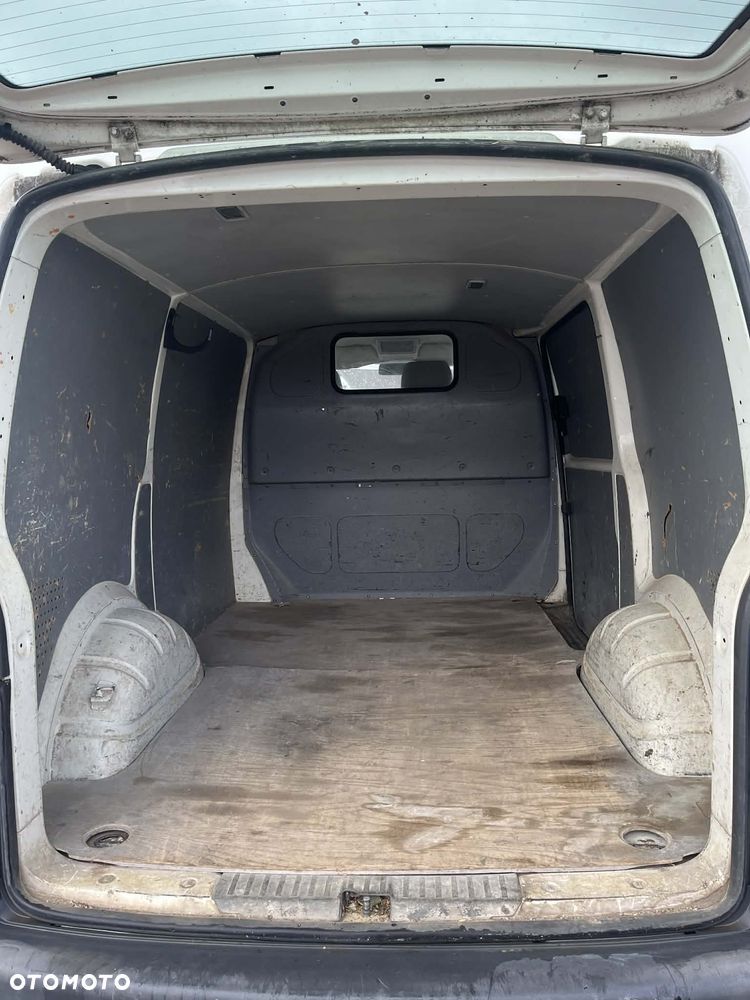 Volkswagen Transporter - 8