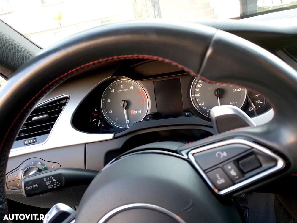 Audi S4 3.0 TFSI Quattro S-Tronic - 26