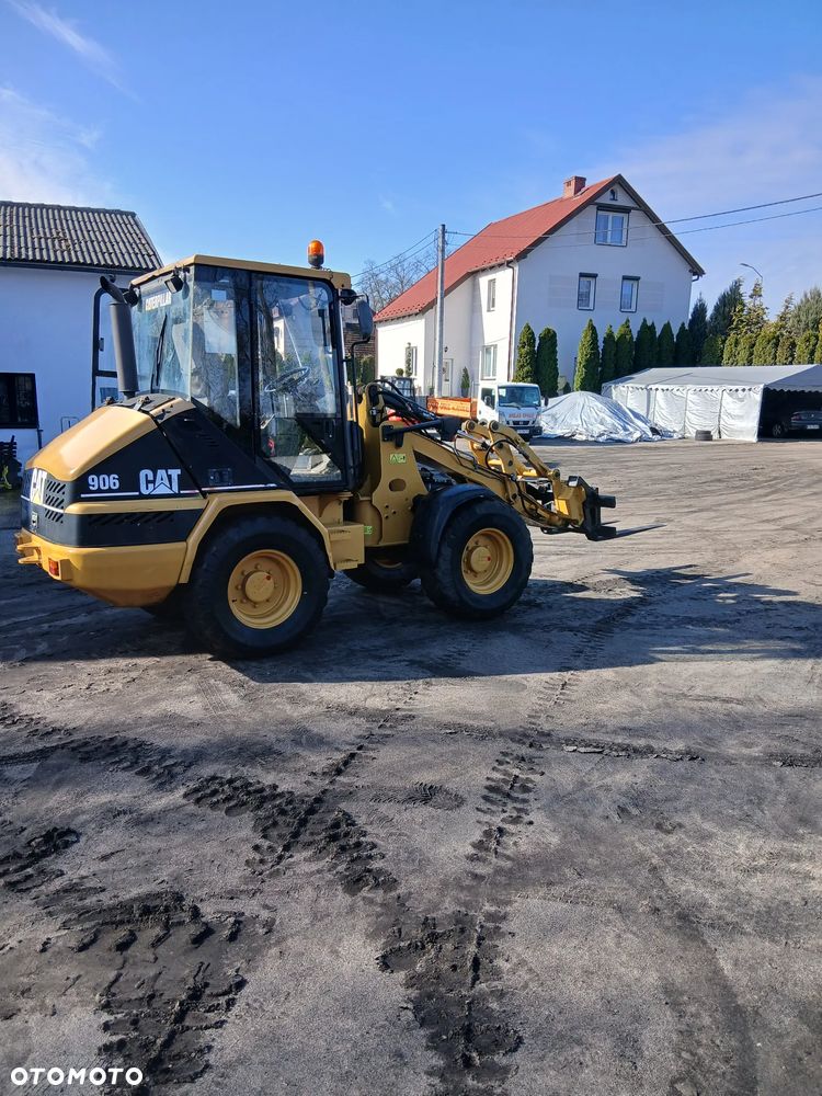 Caterpillar 906 - 6