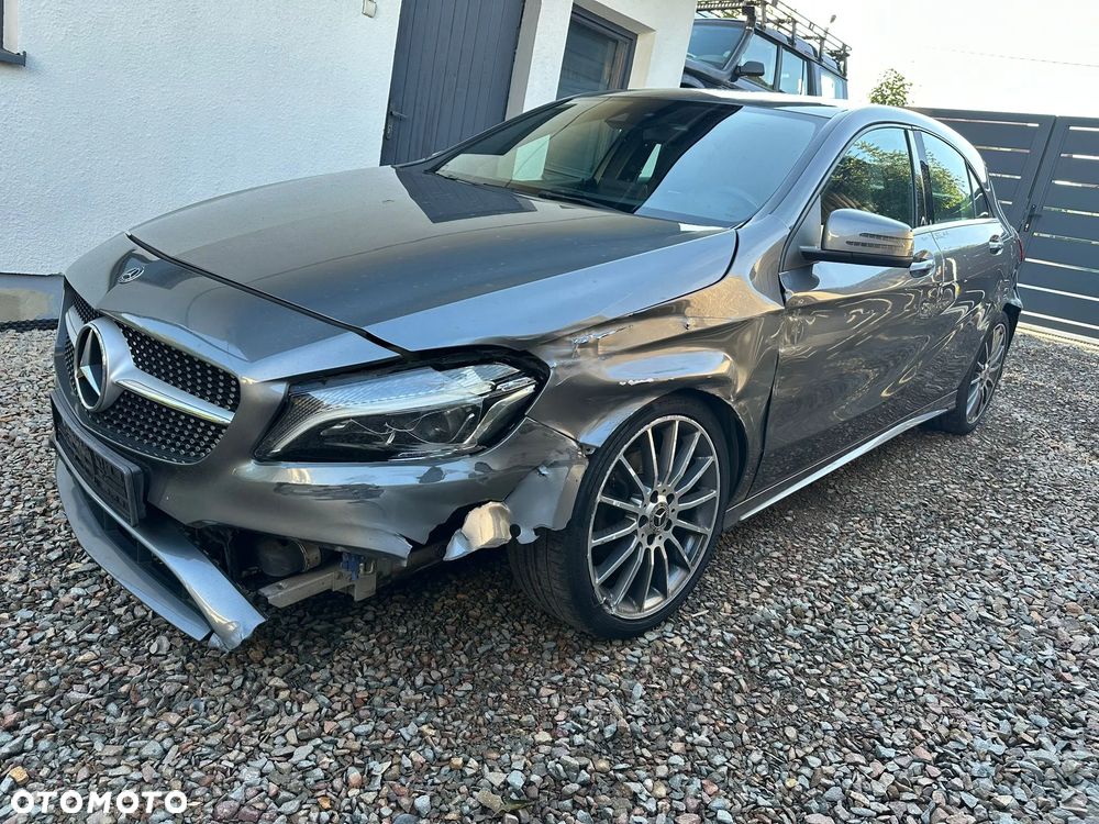 Mercedes-Benz Klasa A 200 (BlueEFFICIENCY) - 3
