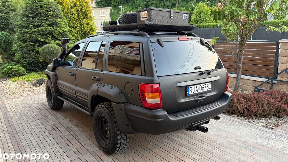 Jeep Grand Cherokee - 4