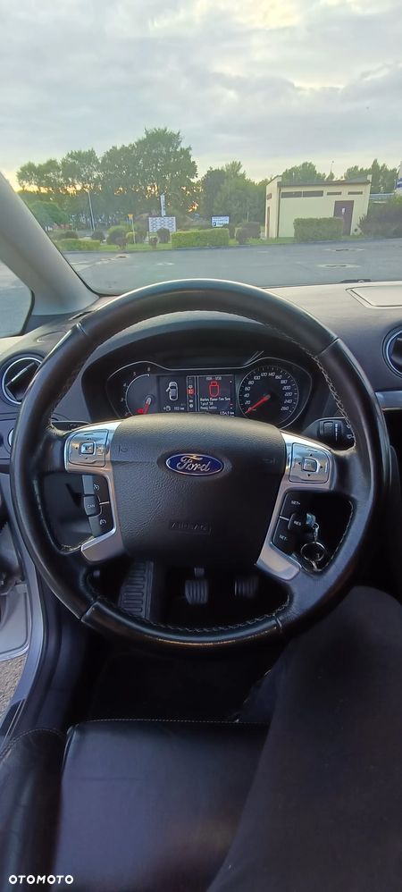 Ford S-Max 2.0 TDCi DPF Titanium - 11