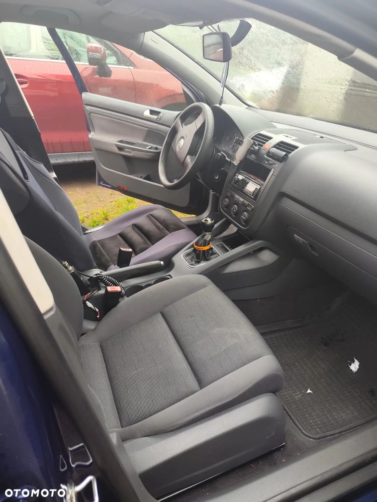 Volkswagen Golf 1.9 TDI Q-Line - 7