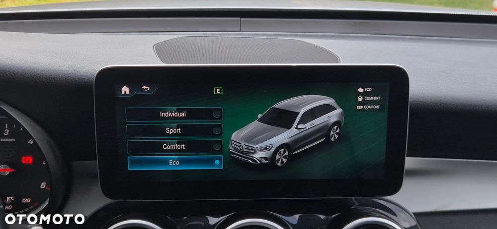 Mercedes-Benz GLC 200 d - 19