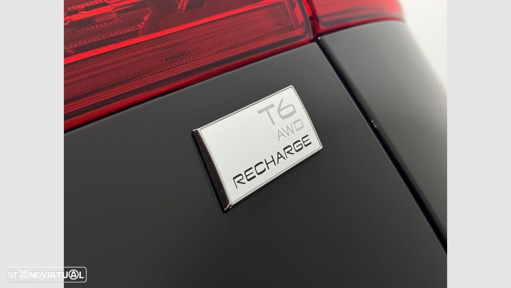 Volvo XC 60 2.0 T6 PHEV Core AWD - 24