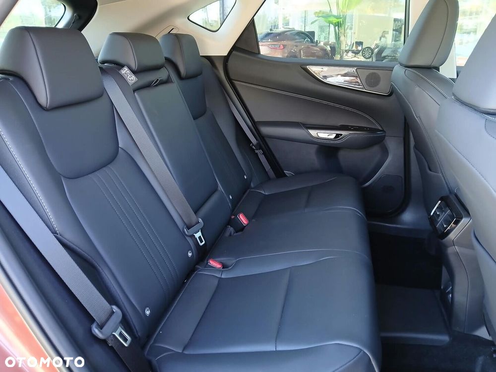 Lexus NX 450h+ Prestige AWD - 27