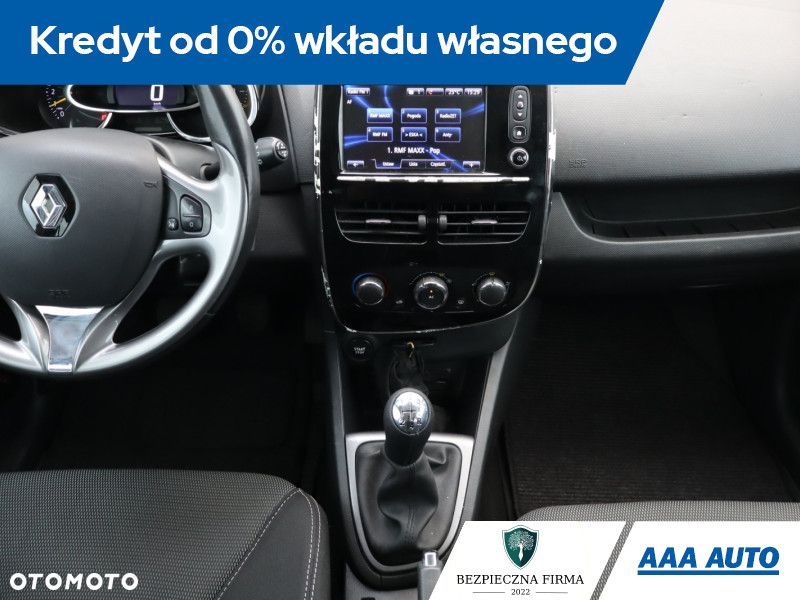 Renault Clio - 14