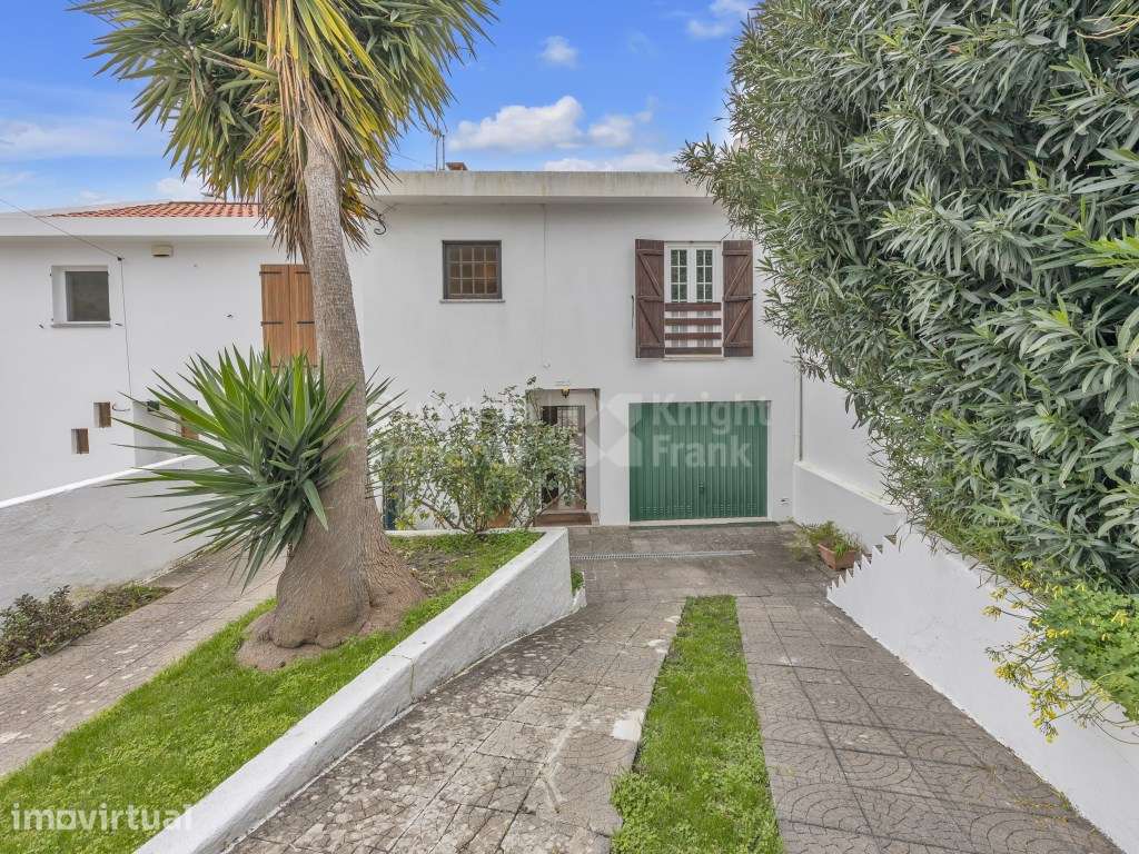 Moradia T4 com vista mar para arrendamento em Sesimbra - Grande imagem: 3/34