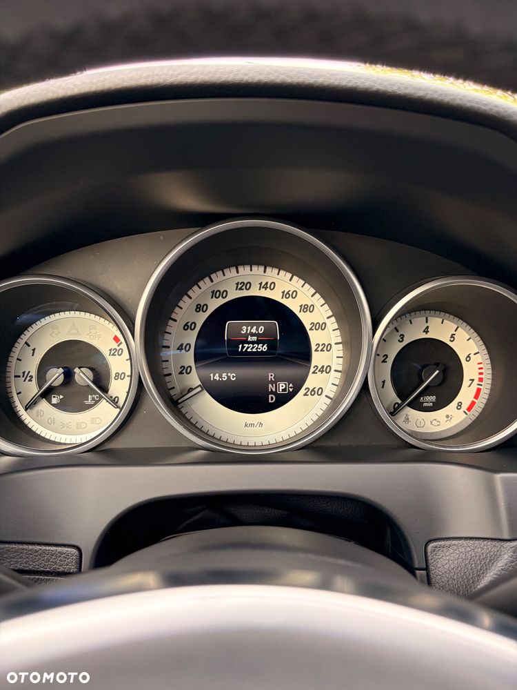 Mercedes-Benz Klasa E 250 7G-TRONIC Sport Edition - 20