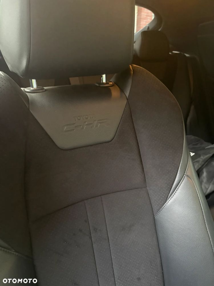 Toyota C-HR 1.8 Hybrid GPF Selection - 16