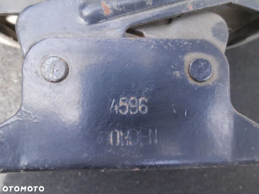 PODNOŚNIK SAMOCHODOWY TRAPEZOWY LEWAREK - 3