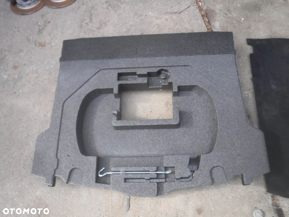 Mazda 3 BM HB styropian wklad dywan bagaznika - 2