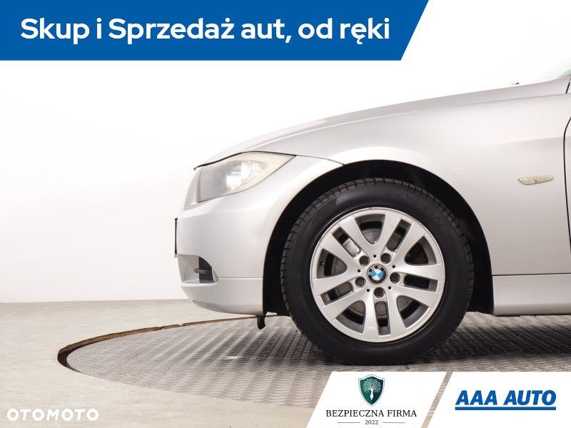 BMW Seria 3 - 15