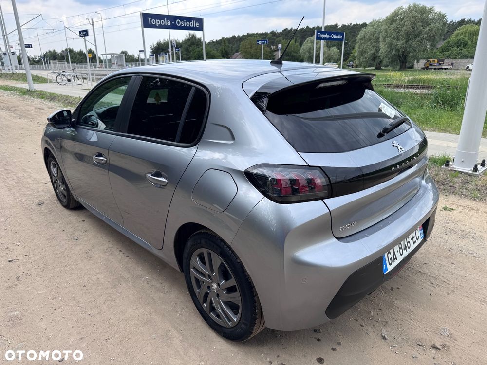 Peugeot 208 PureTech 75 Allure - 12