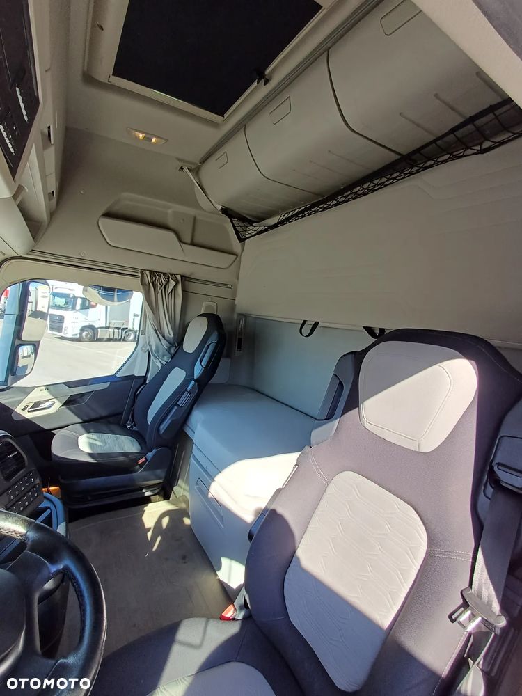 Ford F-Max STANDARD EURO 6 oryginalny przebieg - 9