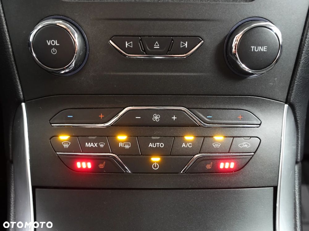 Ford S-Max 2.0 EcoBlue Titanium - 35