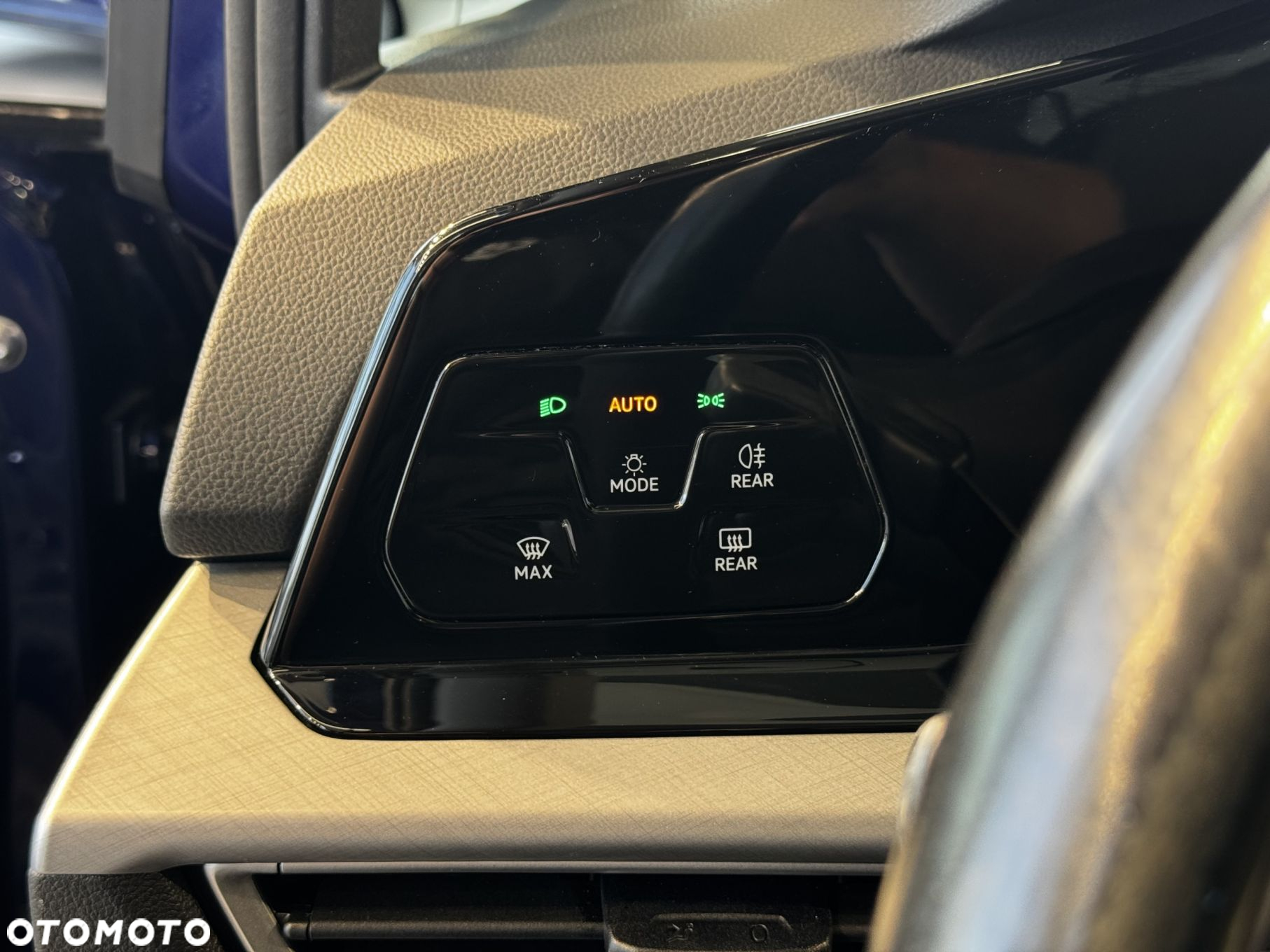 Volkswagen Golf - 19