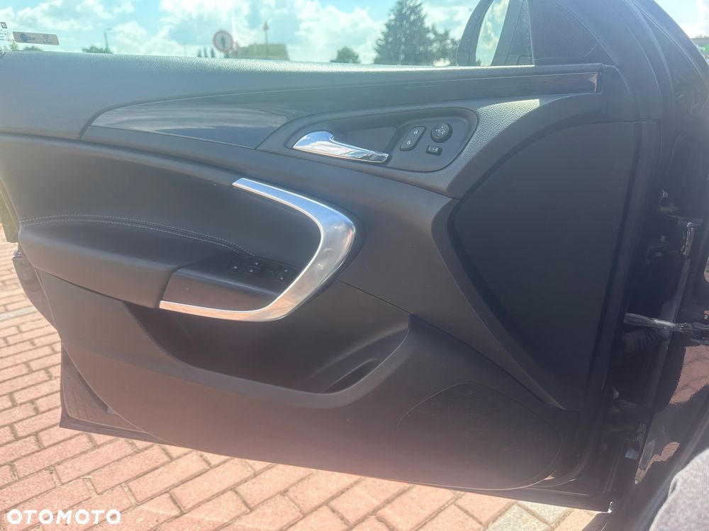 Opel Insignia 2.0 CDTI Cosmo S&S - 11