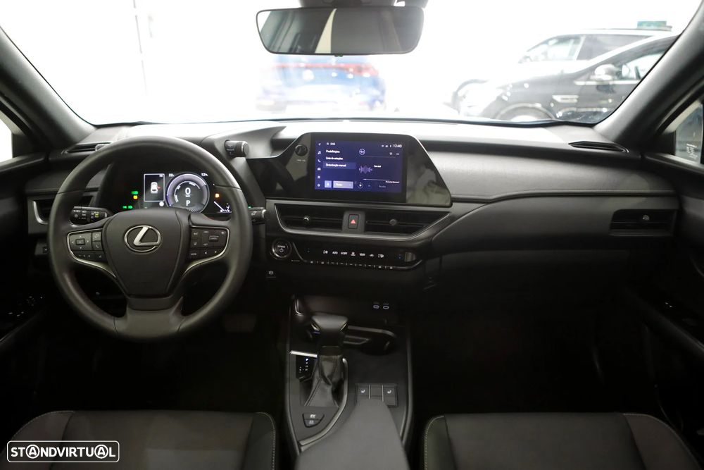 Lexus UX 250h F Sport - 29