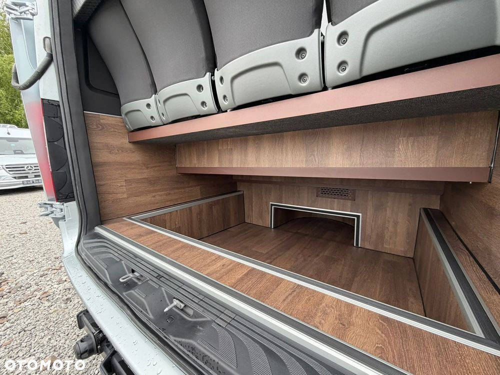 Mercedes-Benz Sprinter 519 - 7
